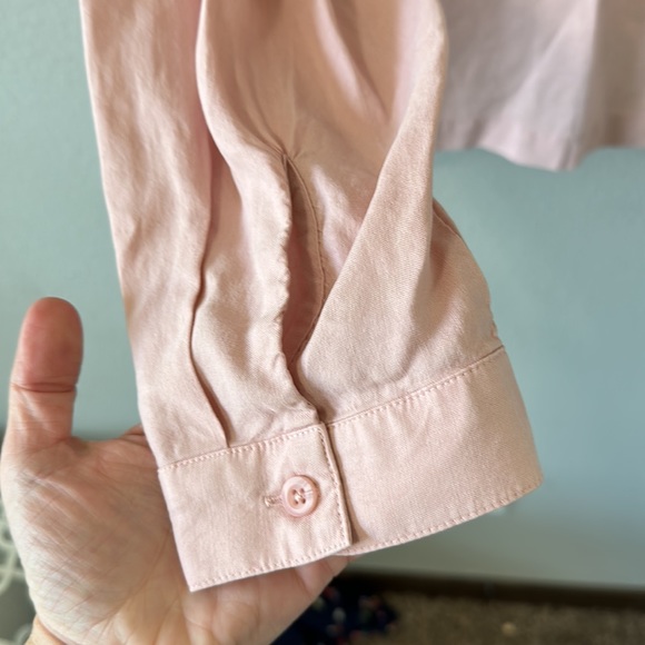 NWT Cloth + Stone EVEREVE Pink Champagne V Neck Smocked Blouse Medium - Picture 12 of 12